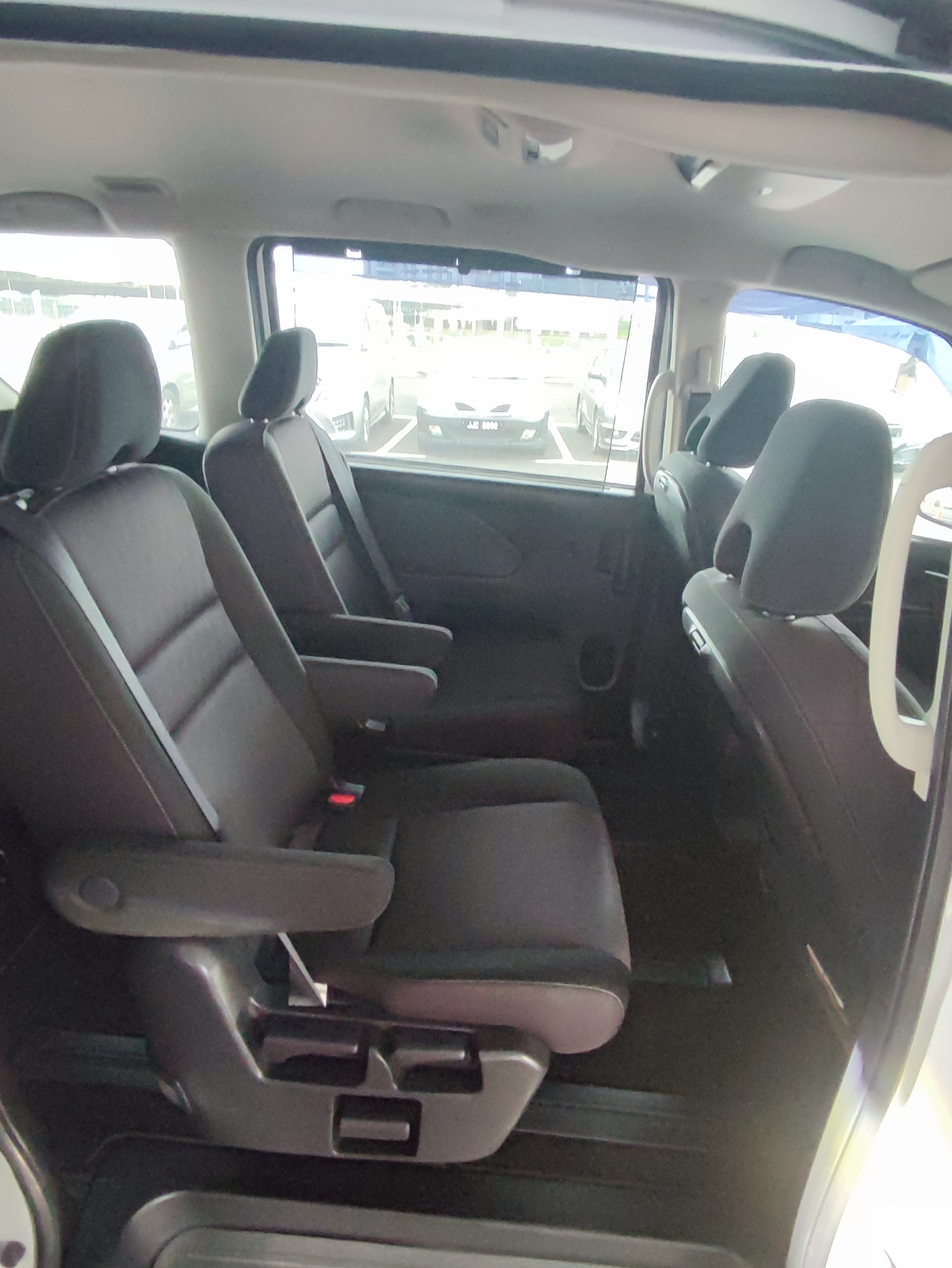 Car 4 Photo 3